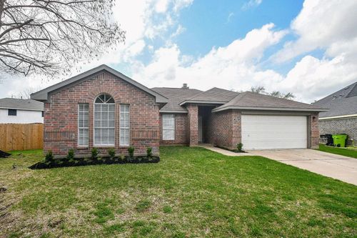 1422 Township Ct, Rosenberg, TX, 77471-6116 | Card Image