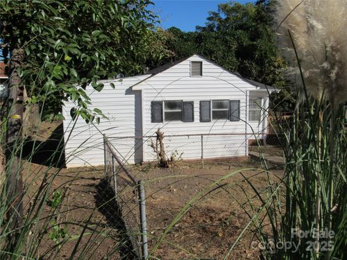 709 A St, Bessemer City, NC, 28016-2801 | Card Image