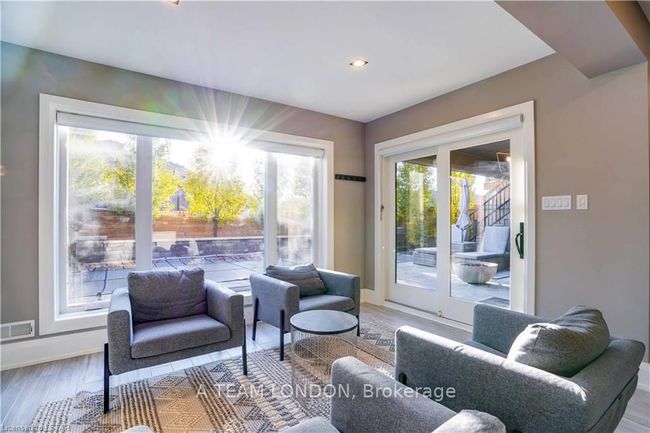 1095 Riverbend Rd, House other with 4 bedrooms, 0 bathrooms and 2 parking in London ON | Image 40