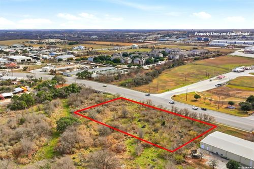 2300 Hunter Rd, San Marcos, TX, 78666 | Card Image