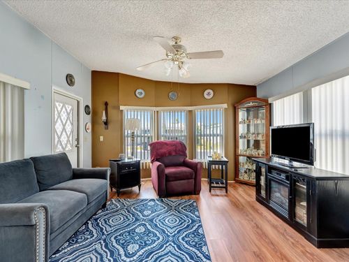 199 S Port Royal Ln, Apollo Beach, FL, 33572-2270 | Card Image