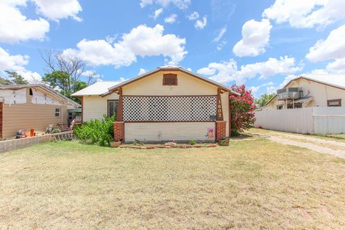 1607 State St, Big Spring, TX, 79720-5855 | Card Image