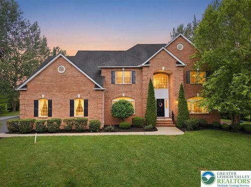 4559 Oakwood Ln, Nazareth, PA, 18064-8676 | Card Image