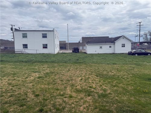 2902 & 2902 1/2 4th Avenue, Charleston, WV, 25387 | Card Image