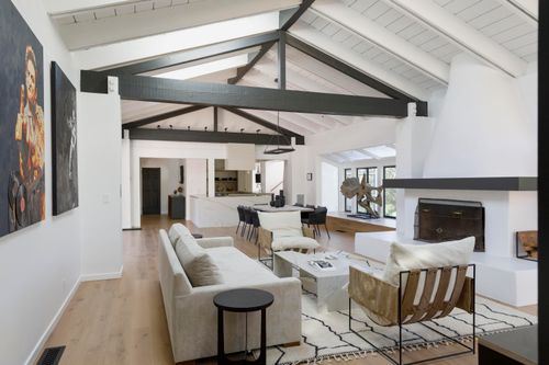 999 Hot Springs Rd, Montecito, CA, 93108-1110 | Card Image