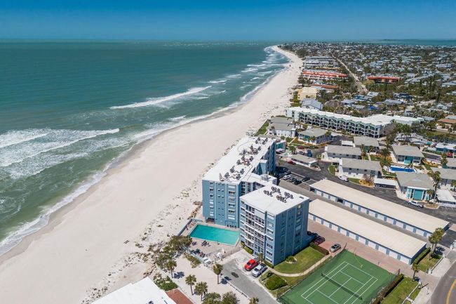 UNIT-204 - 5300 Gulf Dr, Condo with 2 bedrooms, 2 bathrooms and null parking in Holmes Beach FL | Image 88