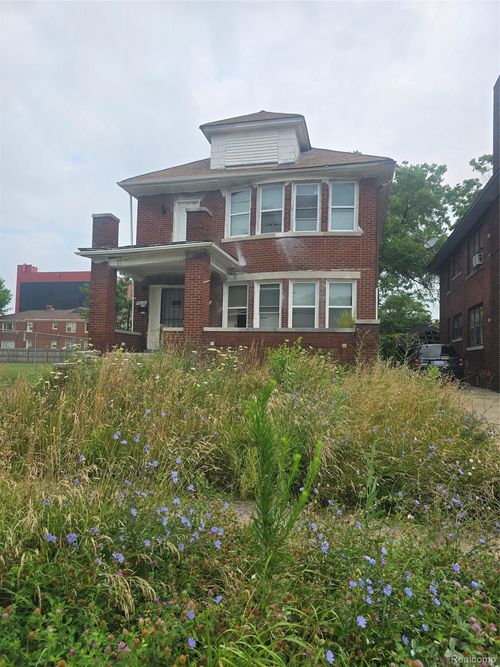 1732 Burlingame St, Detroit, MI, 48206-1300 | Card Image