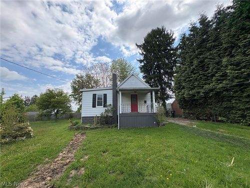 945 Davis Street, Akron, OH, 44310 | Card Image