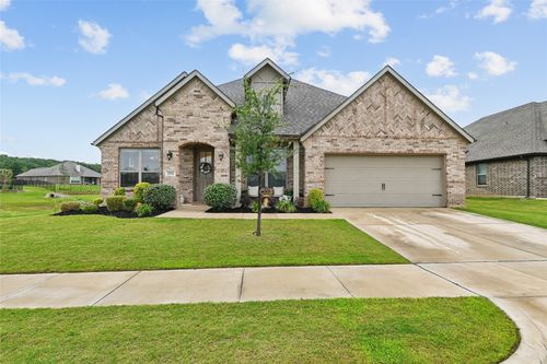 2532 Bunker Hill Dr, Burleson, TX, 76028-7787 | Card Image
