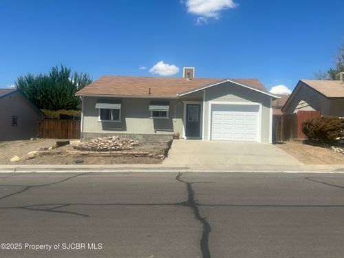 5524 Sagebrush Street, Farmington, NM, 87402 | Card Image