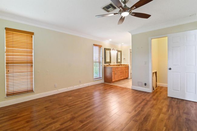 APT-204 - 1051 Orange Ter, Condo with 2 bedrooms, 2 bathrooms and null parking in Delray Beach FL | Image 10