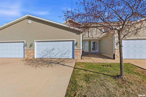 apt-c3-1570 Savannah Cir, Davenport, IA, 52807-1284 | Card Image