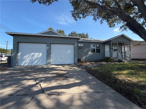 3902 Herndon Street, Corpus Christi, TX, 78411 | Card Image