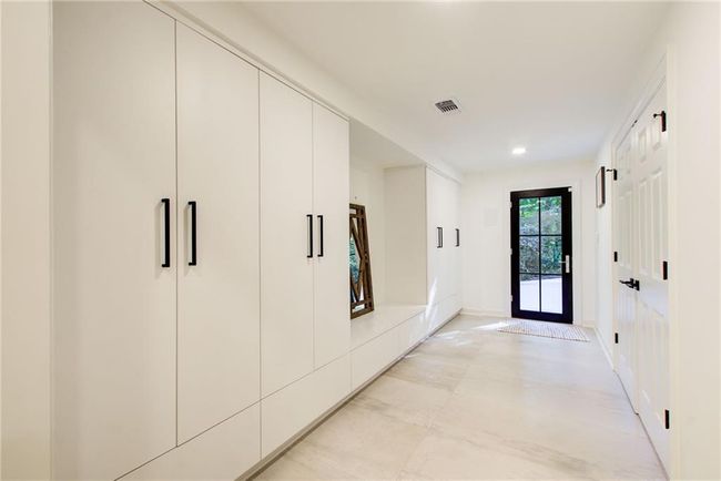 6090 River Chase Cir, House other with 4 bedrooms, 5 bathrooms and 2 parking in Sandy Springs GA | Image 48