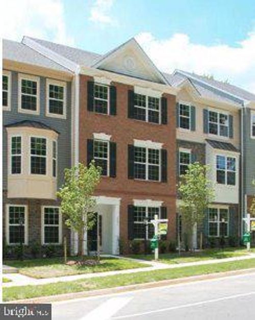 3991 Bradys Hill Rd, TRIANGLE, VA, 22172-1272 | Card Image