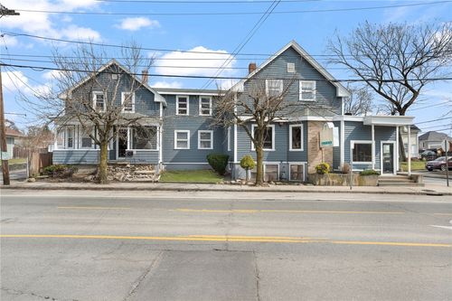1040 Cranston Street, Cranston, RI, 02910 | Card Image