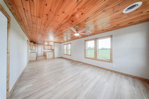 18798 Highway 32, Licking, MO, 65542-8218 | Card Image