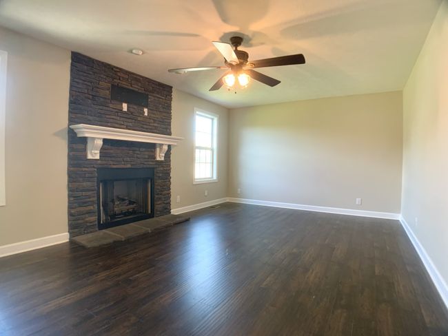 1734 Ellie Piper Cir, House other with 4 bedrooms, 3 bathrooms and 2 parking in Clarksville TN | Image 11