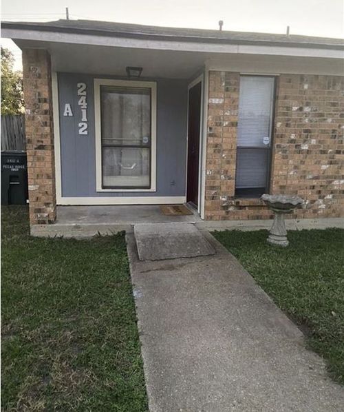 a-2412 Pecan Ridge Dr, Bryan, TX, 77802-2235 | Card Image