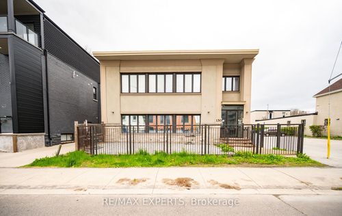 203-130 Wellington St N, Hamilton, ON, L8R1N3 | Card Image
