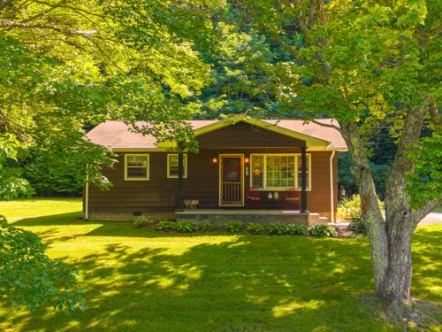 7219 Dillard Rd, Scaly Mountain, NC, 28775 | Card Image