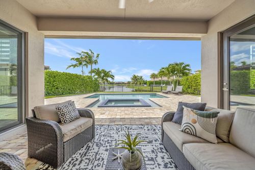 11146 Meridian Dr N, Parkland, FL, 33076-4591 | Card Image