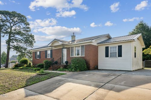 3115 Legion Rd, Hope Mills, NC, 28348-1632 | Card Image