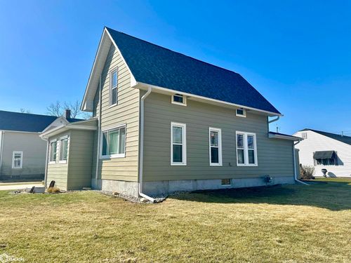 1233 Main St, Grinnell, IA, 50112-1637 | Card Image