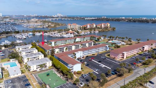apt-303c-717 S Beach St, DAYTONA BEACH, FL, 32114-5428 | Card Image