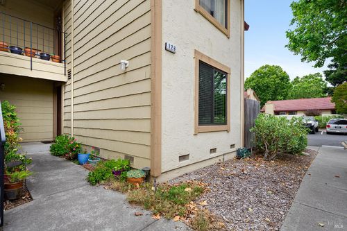 126 Park Place Drive, Petaluma, CA, 94954 | Card Image