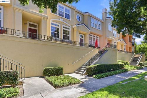 3581 Braxton Cmn, Fremont, CA, 94538-5426 | Card Image