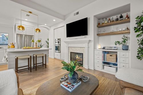 7139 Surfbird Cir, Carlsbad, CA, 92011-4020 | Card Image