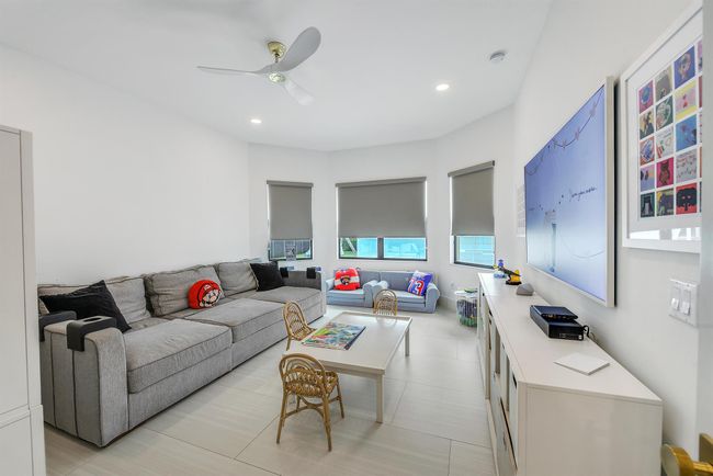 9807 Rennes Ln, House other with 6 bedrooms, 6 bathrooms and null parking in Delray Beach FL | Image 28