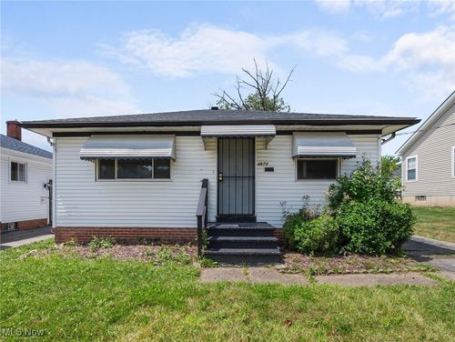 4672 Hillside Ave, Cleveland, OH, 44125-1840 | Card Image