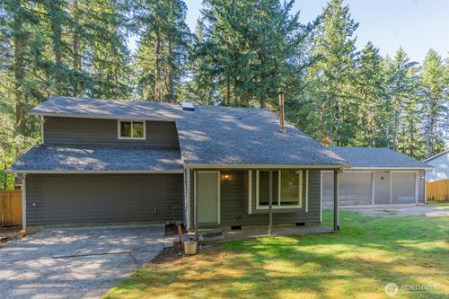 7616 Redstart Dr Se, Olympia, WA, 98513-5526 | Card Image