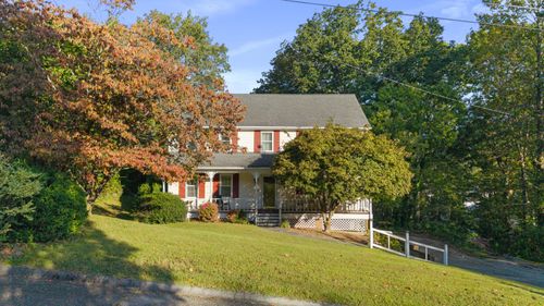 421 Golden Oaks Dr, Hixson, TN, 37343-2859 | Card Image