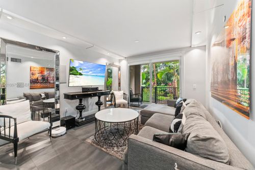 4106-17145 N Bay Rd, Sunny Isles Beach, FL, 33160-3452 | Card Image