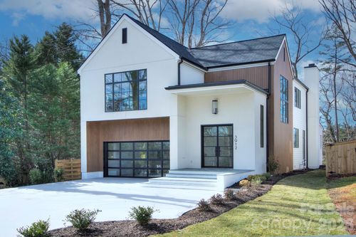 3912 Stoney Ridge Trl, Charlotte, NC, 28210-6911 | Card Image