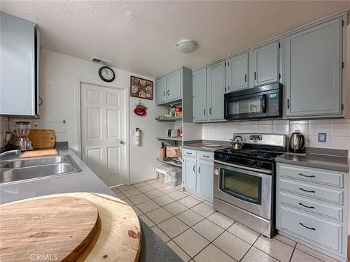 10330 E Avenue R14, Littlerock, CA, 93543-1524 | Card Image