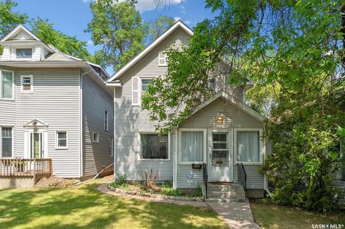 108 31st St W, Saskatoon, SK, S7L0P5 | Card Image