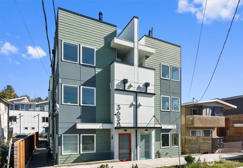 d-3638 36th Ave S, Seattle, WA, 98144-7107 | Card Image