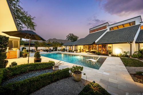 8742 W Fairway Dr, Baton Rouge, LA, 70809-1311 | Card Image