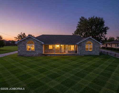 418 W Martin St, Cairo, MO, 65239-1010 | Card Image