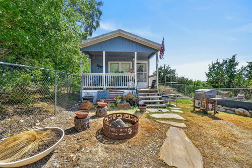 2809 Cypress St, Granbury, TX, 76048-3821 | Card Image