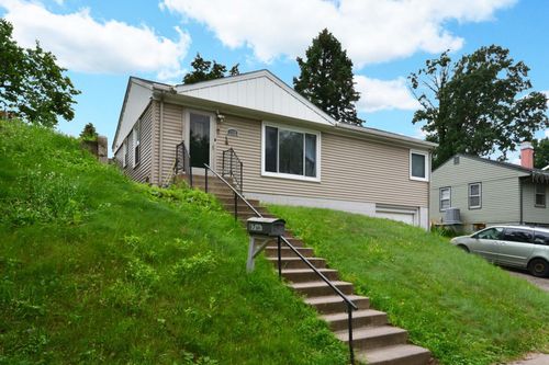 1752 Stillwater Ave, Saint Paul, MN, 55106-3639 | Card Image
