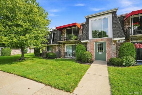 b-34 Foxberry Dr, Amherst, NY, 14068 | Card Image