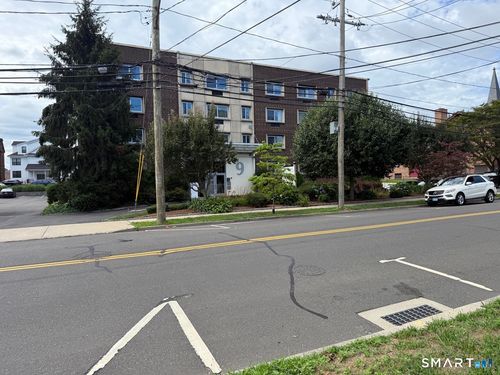305-9 Mott Avenue, Norwalk, CT, 06850 | Card Image