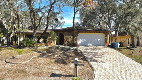 8748 Forest Lake Dr, PORT RICHEY, FL, 34668-5819 | Card Image