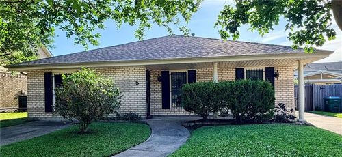 5 Brittany Dr, Kenner, LA, 70065-2008 | Card Image