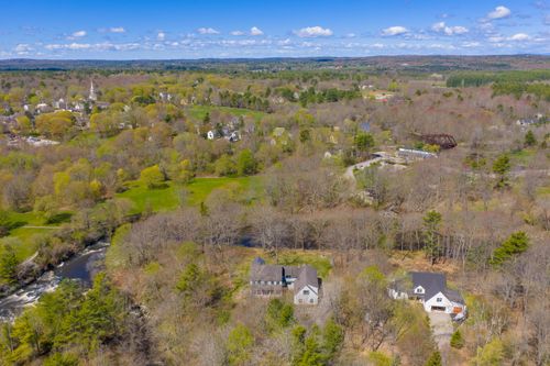 20 Island Park, Yarmouth, ME, 04096 | Card Image